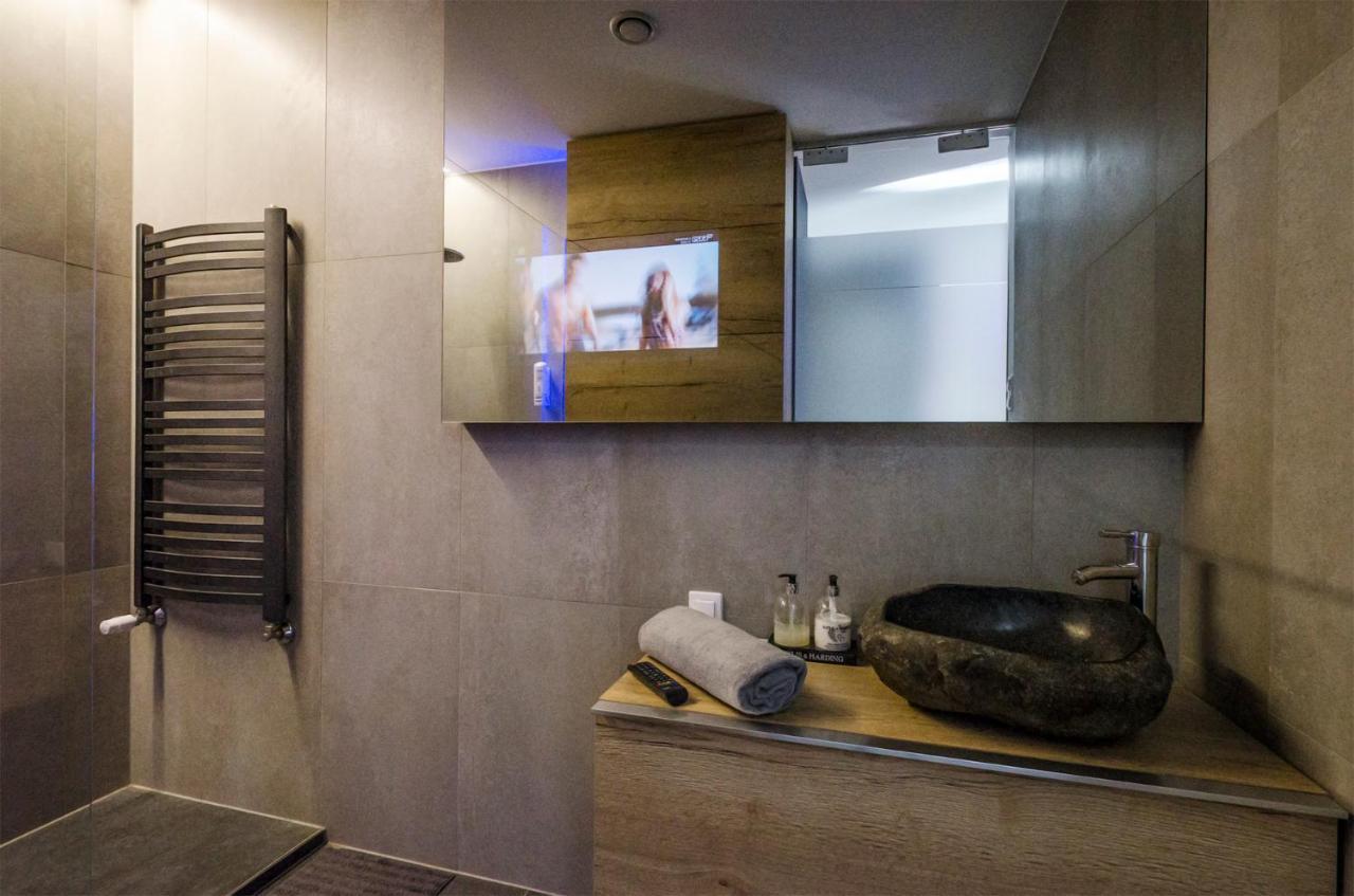 Lupoapartments Z Jacuzzi Pole Dance Leczycka 29 Klimatyzacja Parking Dostep Na Kod Łódź Extérieur photo