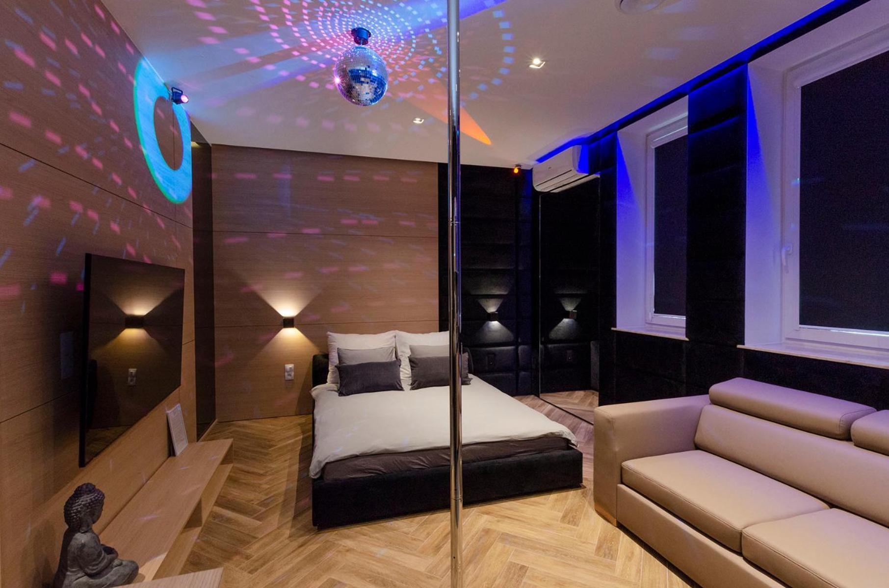 Lupoapartments Z Jacuzzi Pole Dance Leczycka 29 Klimatyzacja Parking Dostep Na Kod Łódź Extérieur photo