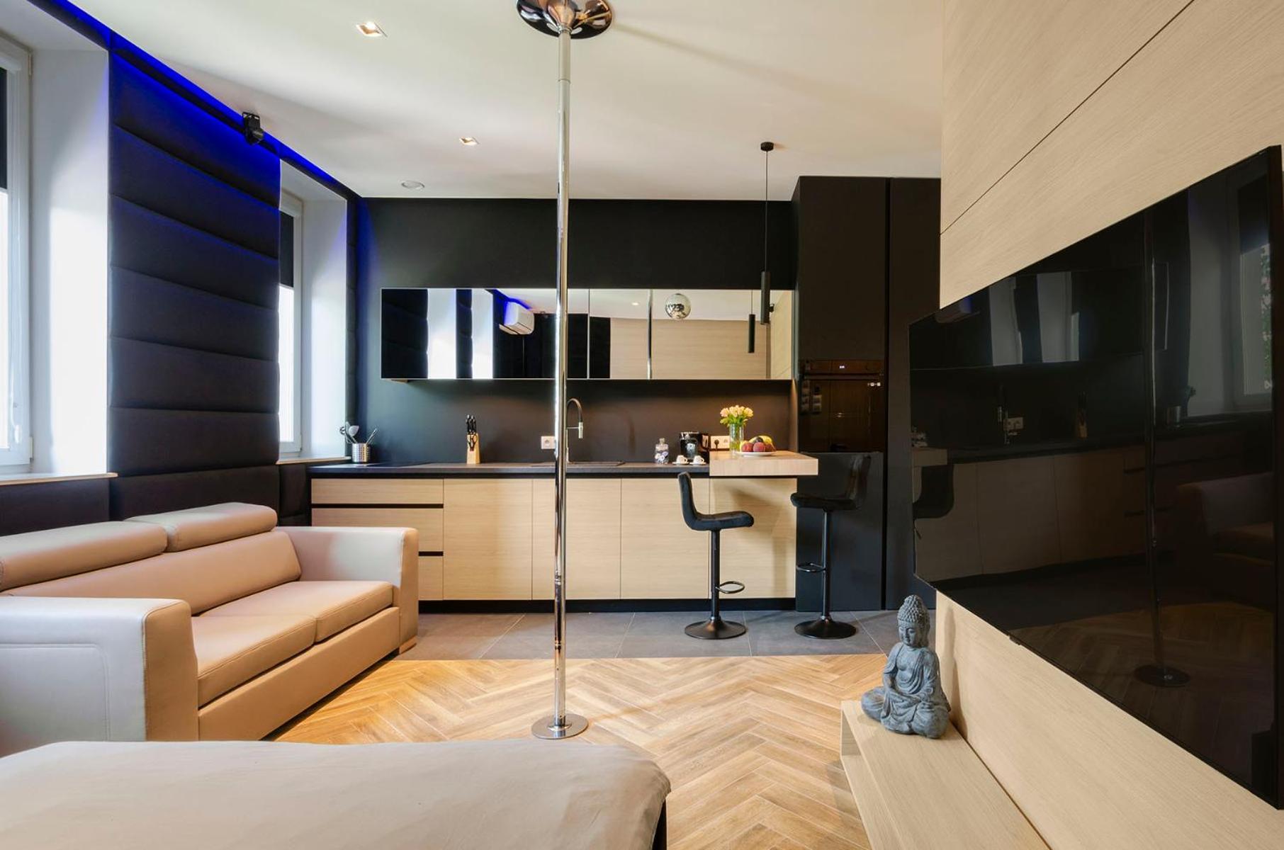 Lupoapartments Z Jacuzzi Pole Dance Leczycka 29 Klimatyzacja Parking Dostep Na Kod Łódź Chambre photo